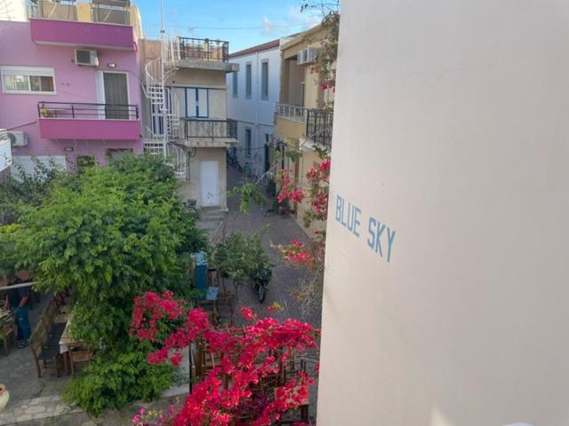 Blue Sky Apartment Palaiochora Exterior photo