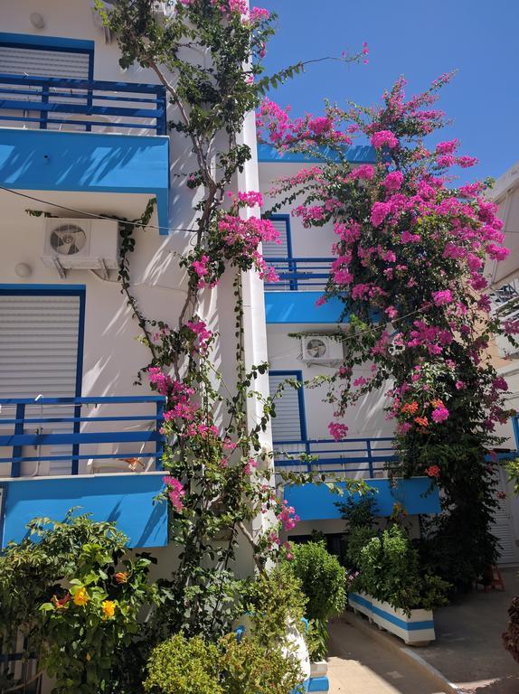 Blue Sky Apartment Palaiochora Exterior photo